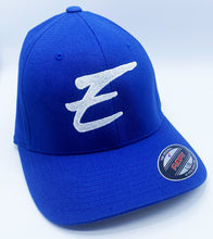 Load image into Gallery viewer, Eden Round Bill Flex Fit Hat
